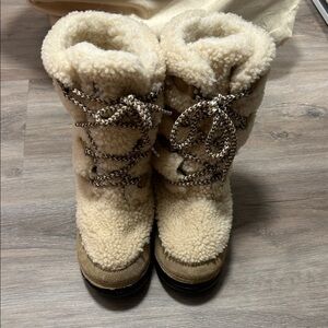 Bogner Cream and Brown Winter Boots